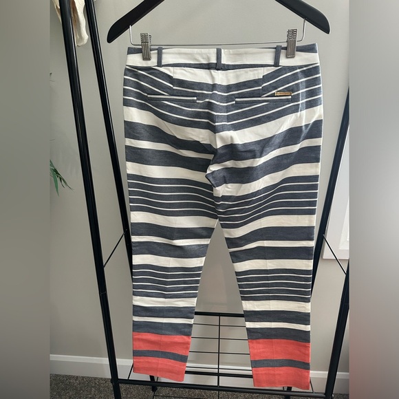 Michael Kors || Cropped Pants || Size 2 - Picture 4 of 6